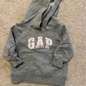 Gap girls sweatshirt